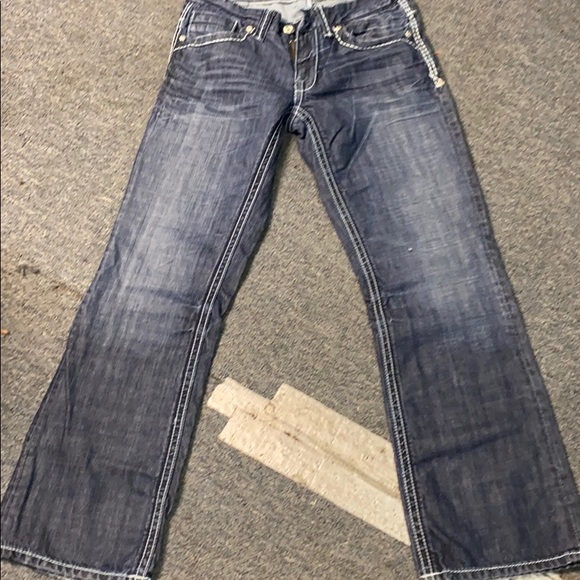 Buckle Black - Picture 3 of 6